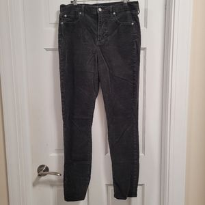 Gap 1969 True Skinny Corduroy Denim Women's Size 10/30L "Rich Olive"